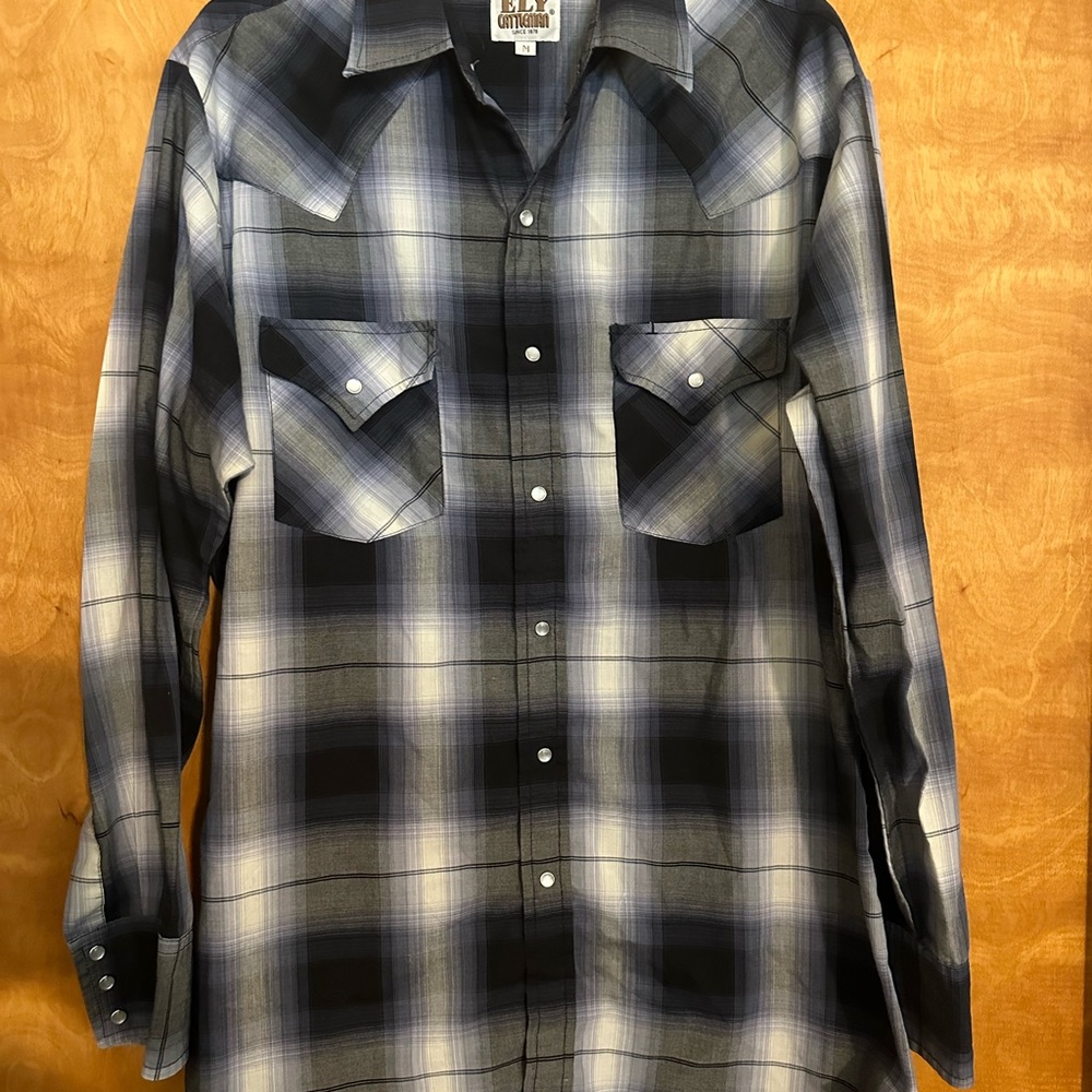 Ely Cattleman Medium
